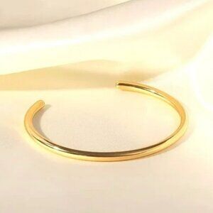𝅺NEW 18K Gold S925 Minimalist Layering Cuff Bracelet